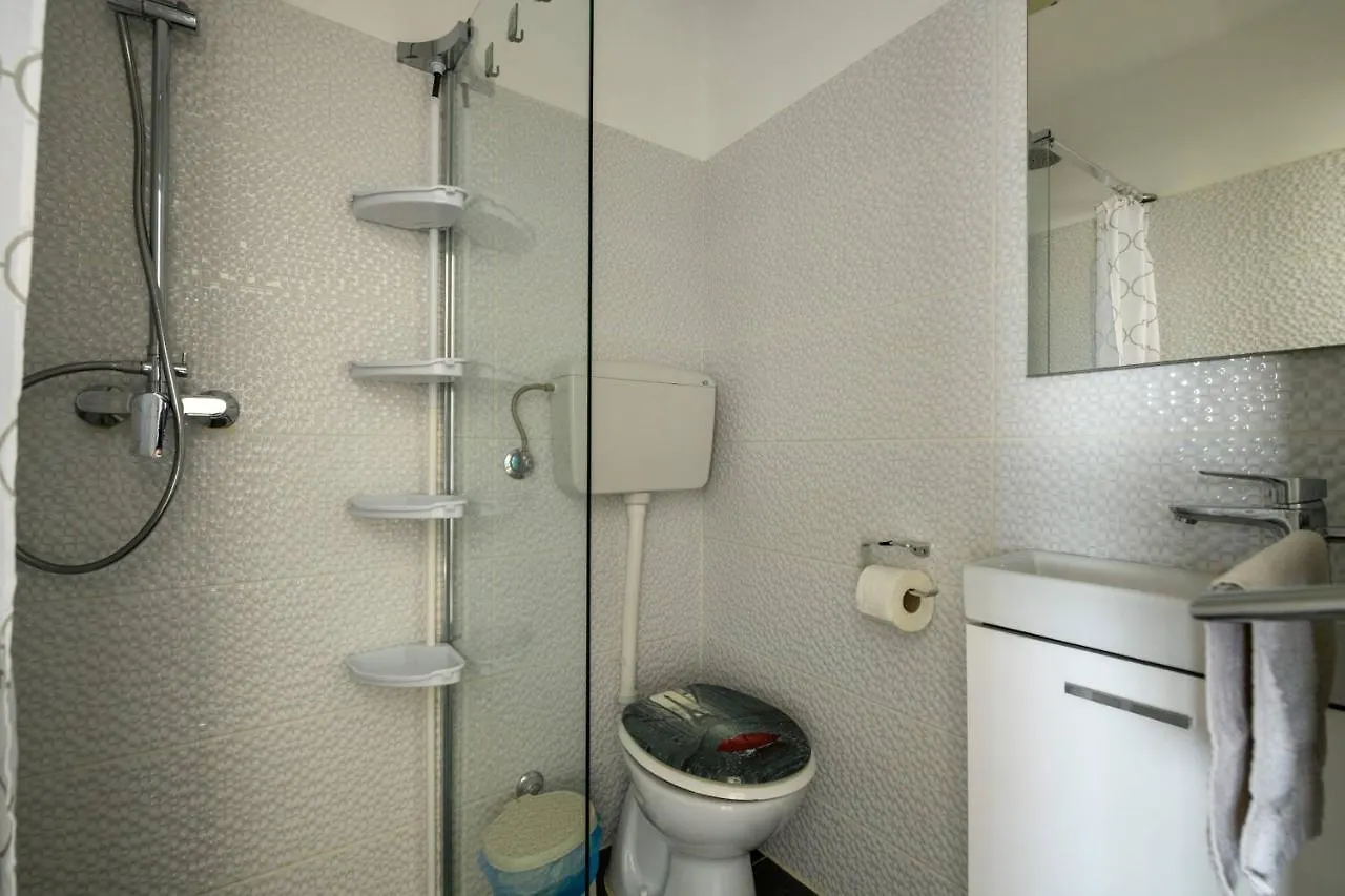 Вилла Bobo Family House With Pool Воднян 0*,