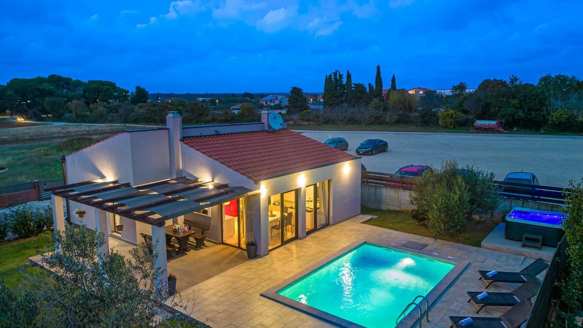 Вилла Bobo Family House With Pool Воднян 0*,  Хорватия